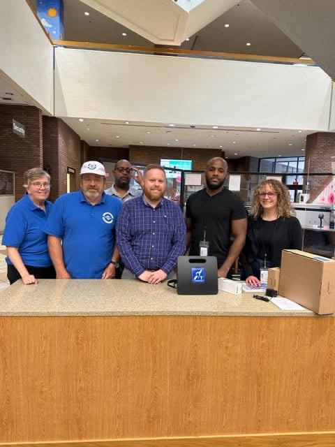 Equipment to Lincoln Library